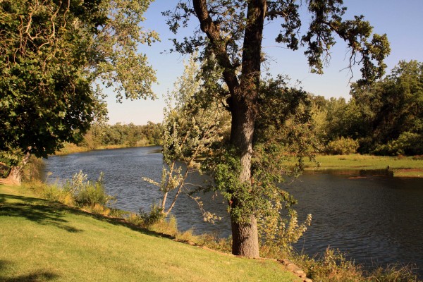 PHOTO BY ADAM BLAUERT