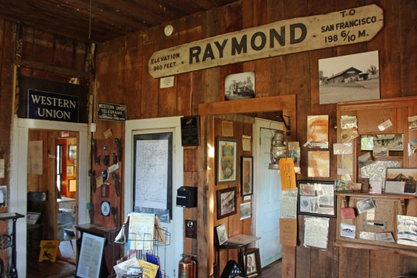Inside the Miller House