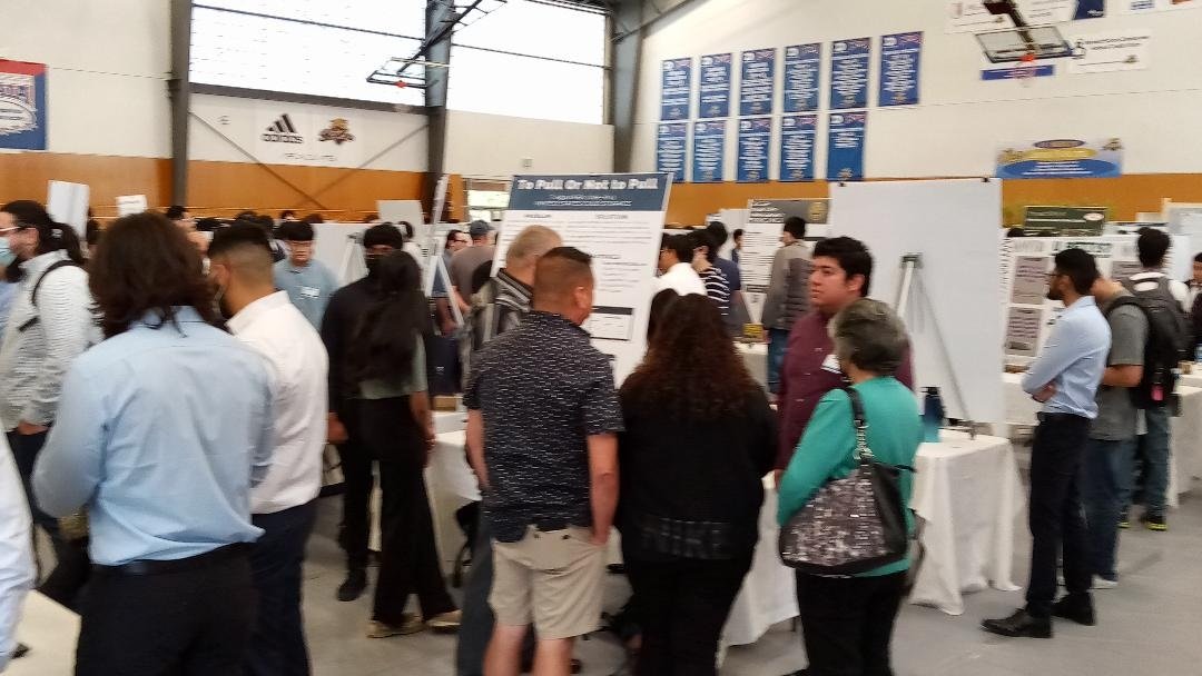  The UC Merced Gymnasium was headquarters for a tradeshow like project presentation held in the morning of the annual Innovate to Grow event.  Later in the day, each group presented specific findings of their research to judges in individual classrooms.  Photo:  Steve Newvine 