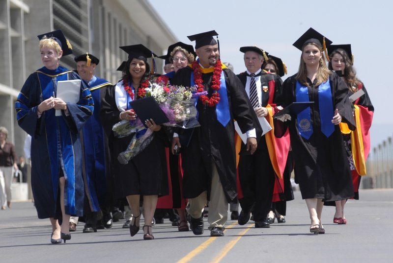  Chancellor Carol Tomlinson-Keasey leads students to the first commencement on the UC Merced campus in 2007. Photo: UC Merced  