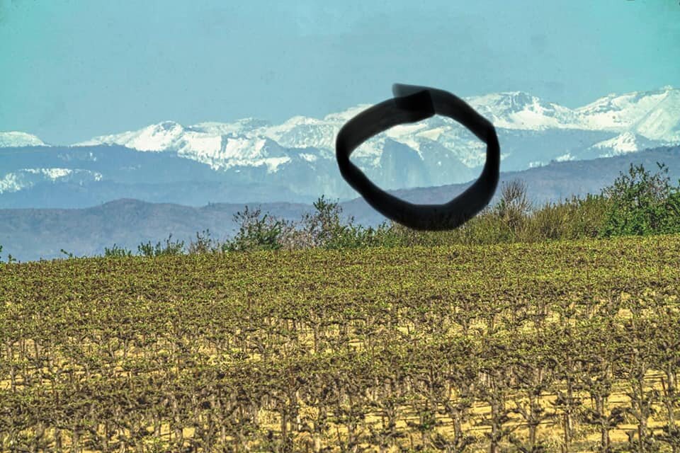 The photograph taken in Merced by Flip Hassett with Half Dome circled.